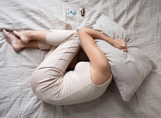 Hội Chứng Tiền Mãn Kinh - "Cơn Bão" Nội Tiết Tố